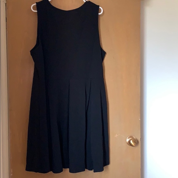 White Mark Tank Dress NWT - Picture 4 of 5